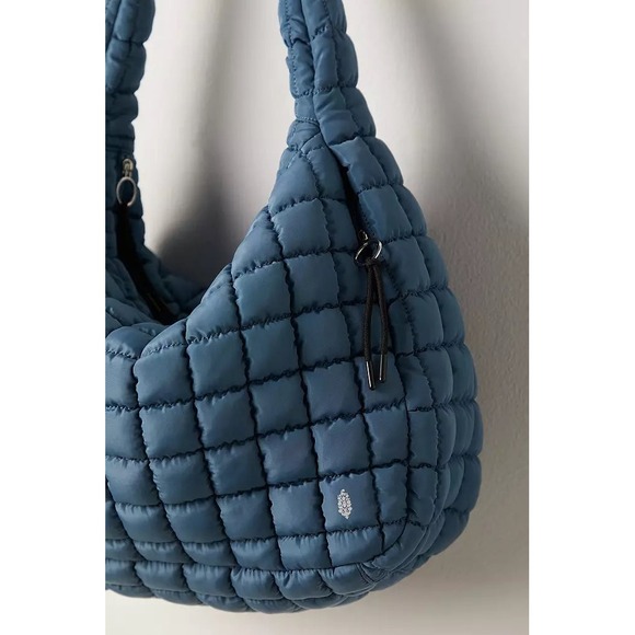 Free People FP Movement Quilted Carryall Shoulder Bag Skyline Blue Gym Tote - Picture 4 of 9